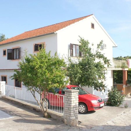 Apartments Slavica - Free Parking Jezera Luaran gambar